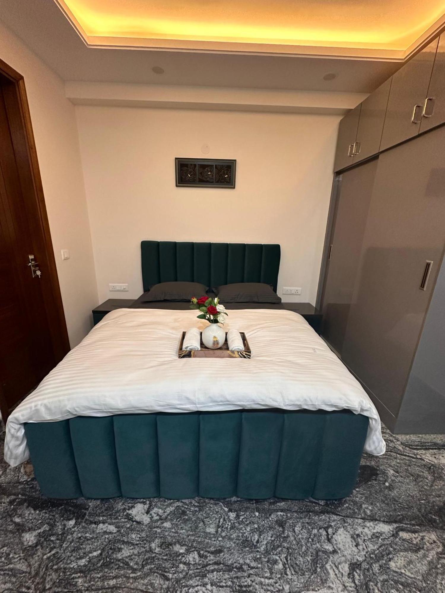 Soqu - South Of Qutub 3bhk Luxury New Delhi