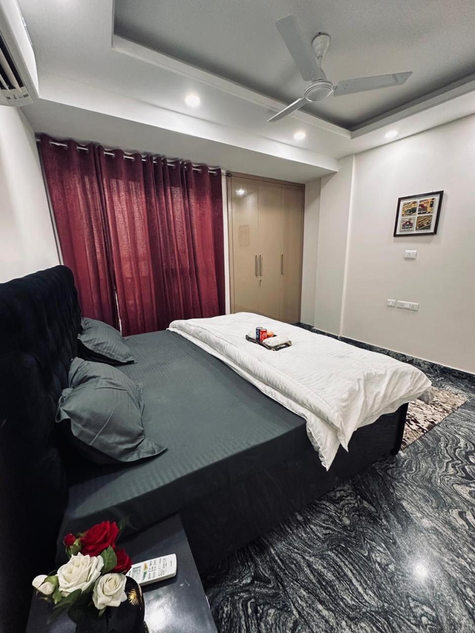 Soqu - South Of Qutub 3bhk Luxury Apartment New Delhi