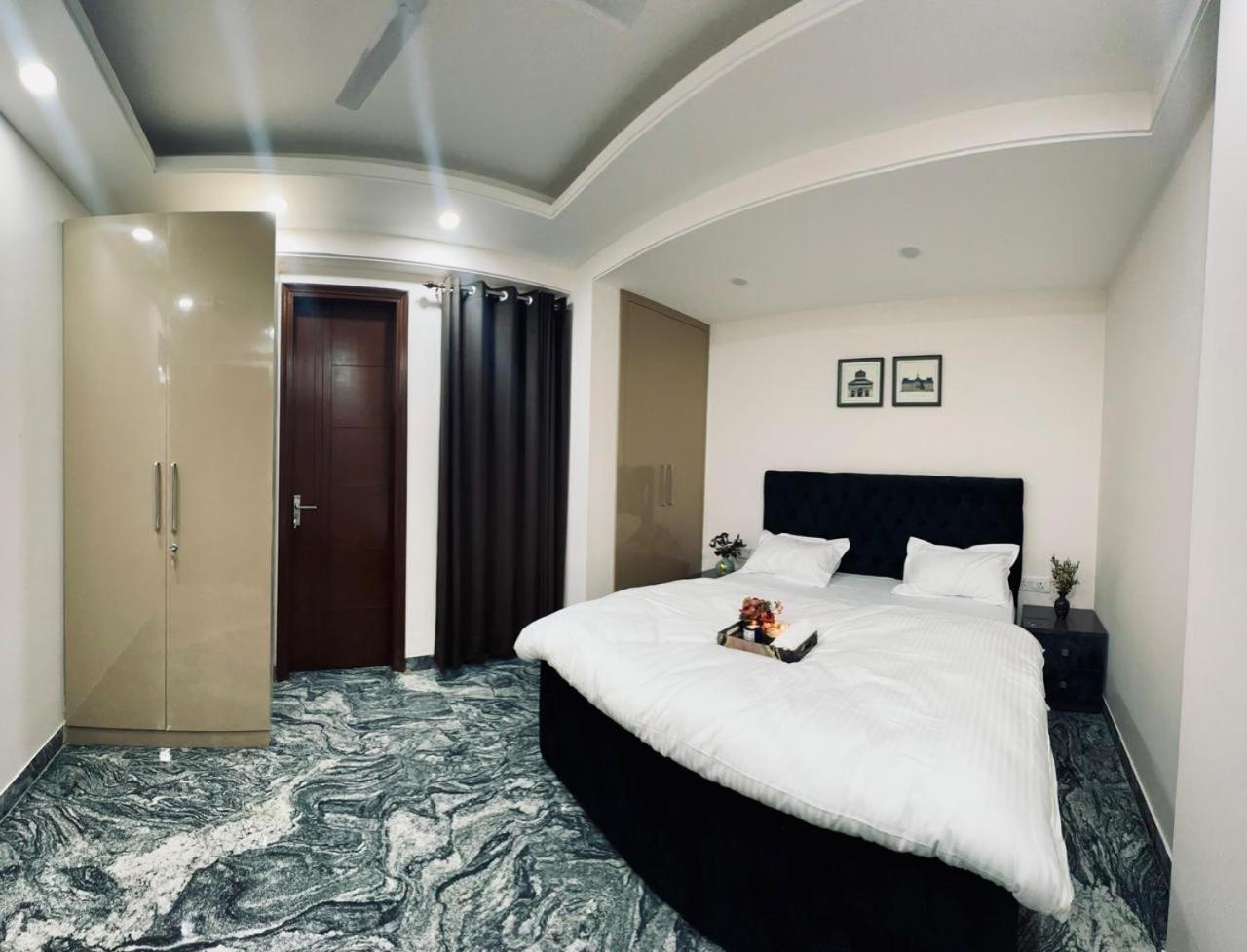 Soqu - South Of Qutub 3bhk Luxury * New Delhi