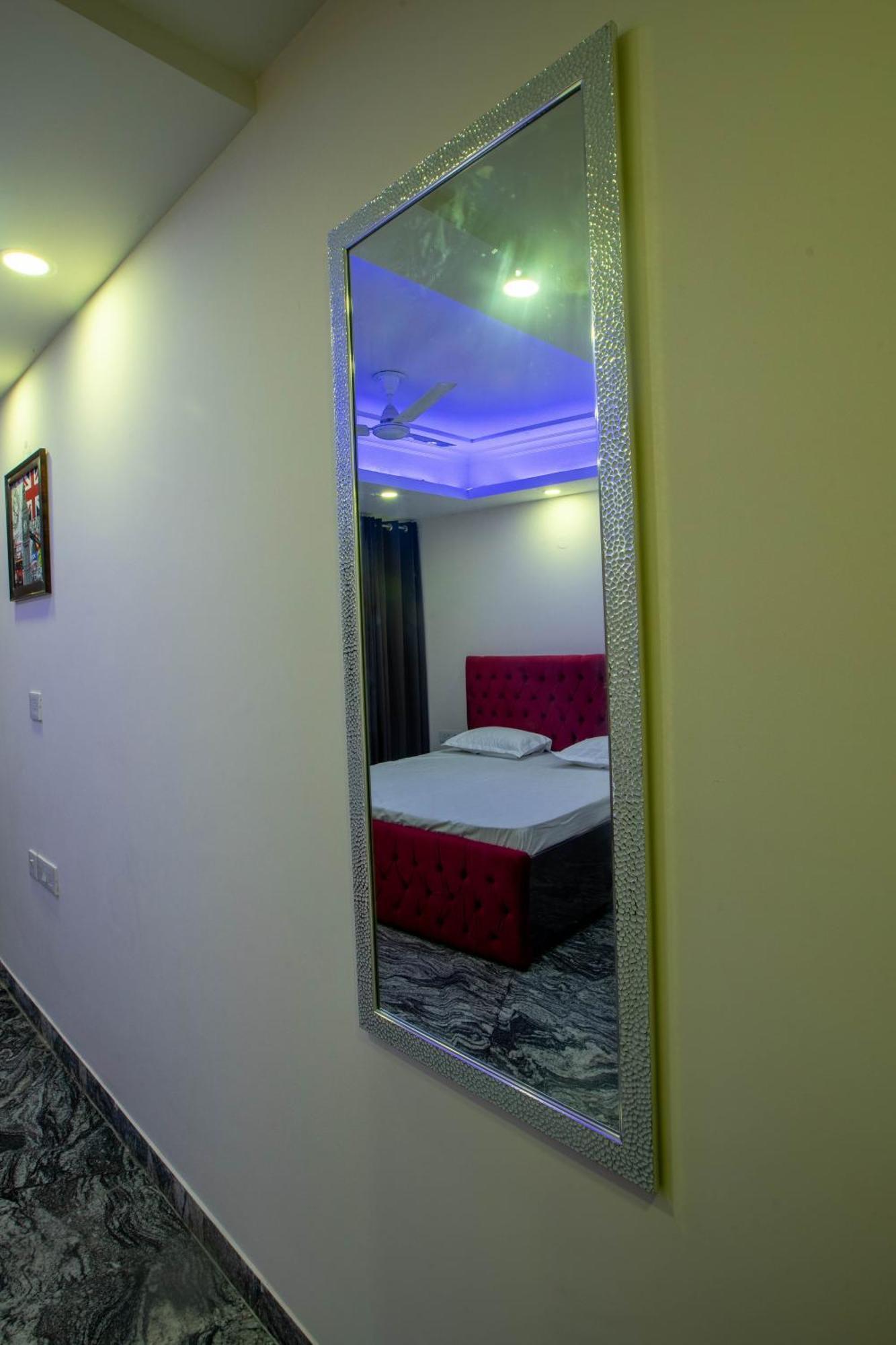 Soqu - South Of Qutub 3bhk Luxury Apartment *